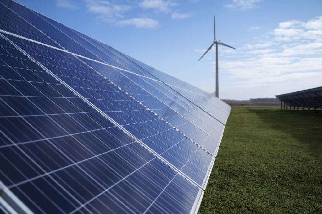 Czym są hybrydowe systemy energetyczne?